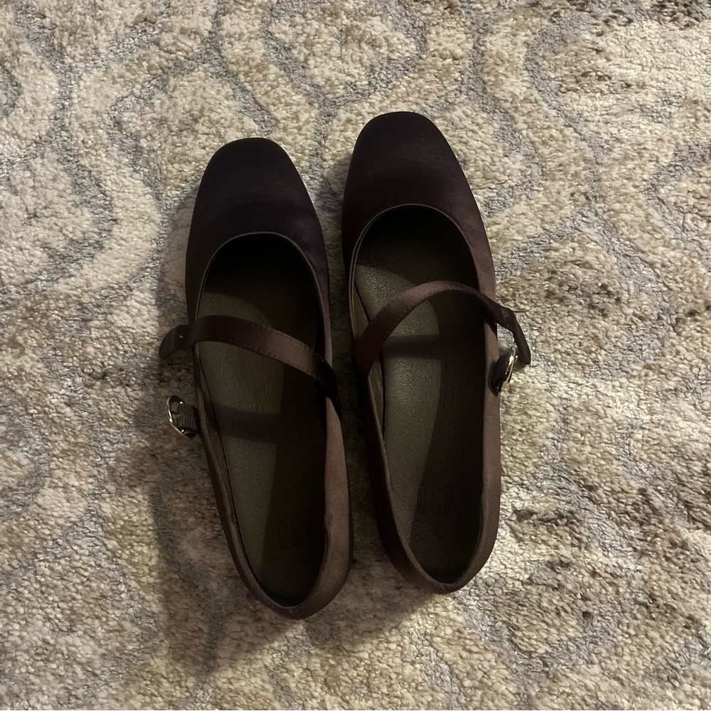 GAP Chocolate Brown Ballet Flats